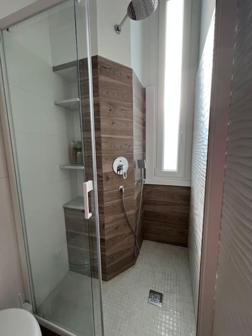 Casa Frugalis - Elegant House Near The City Center Apartment