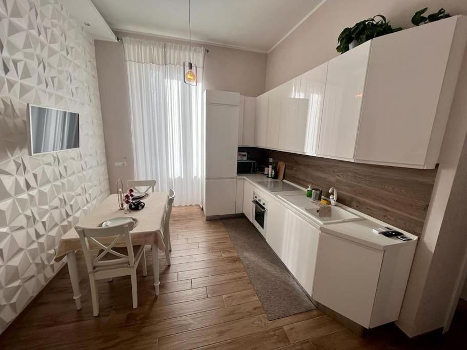 Casa Frugalis - Elegant House Near The City Center Lejlighed *